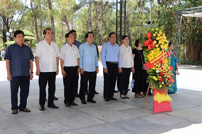 Đoàn công tác Hội NCT Việt Nam tiếp tục thực hiện công tác tình nghĩa ở các tỉnh miền Trung